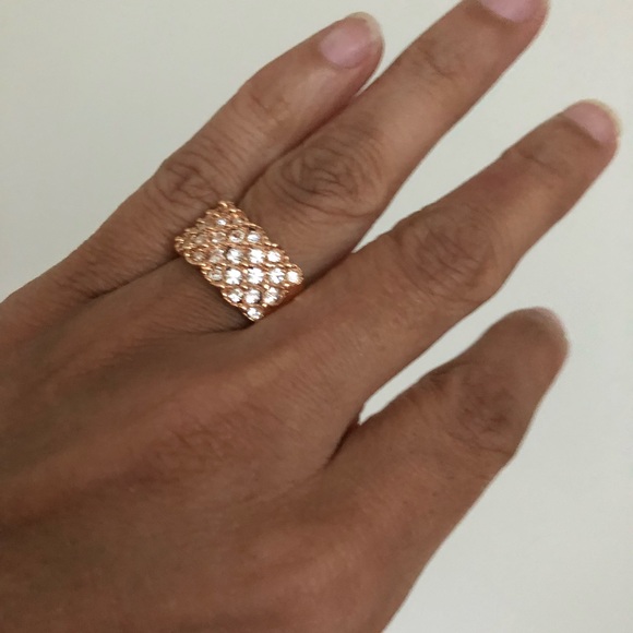 🌺Rose Gold Cubic Zirconia Ring. - Picture 1 of 8